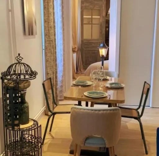 C’est L’app’art! Centre Appartement